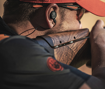 Beretta Spoting Clays Shotgun Front Page Shooting